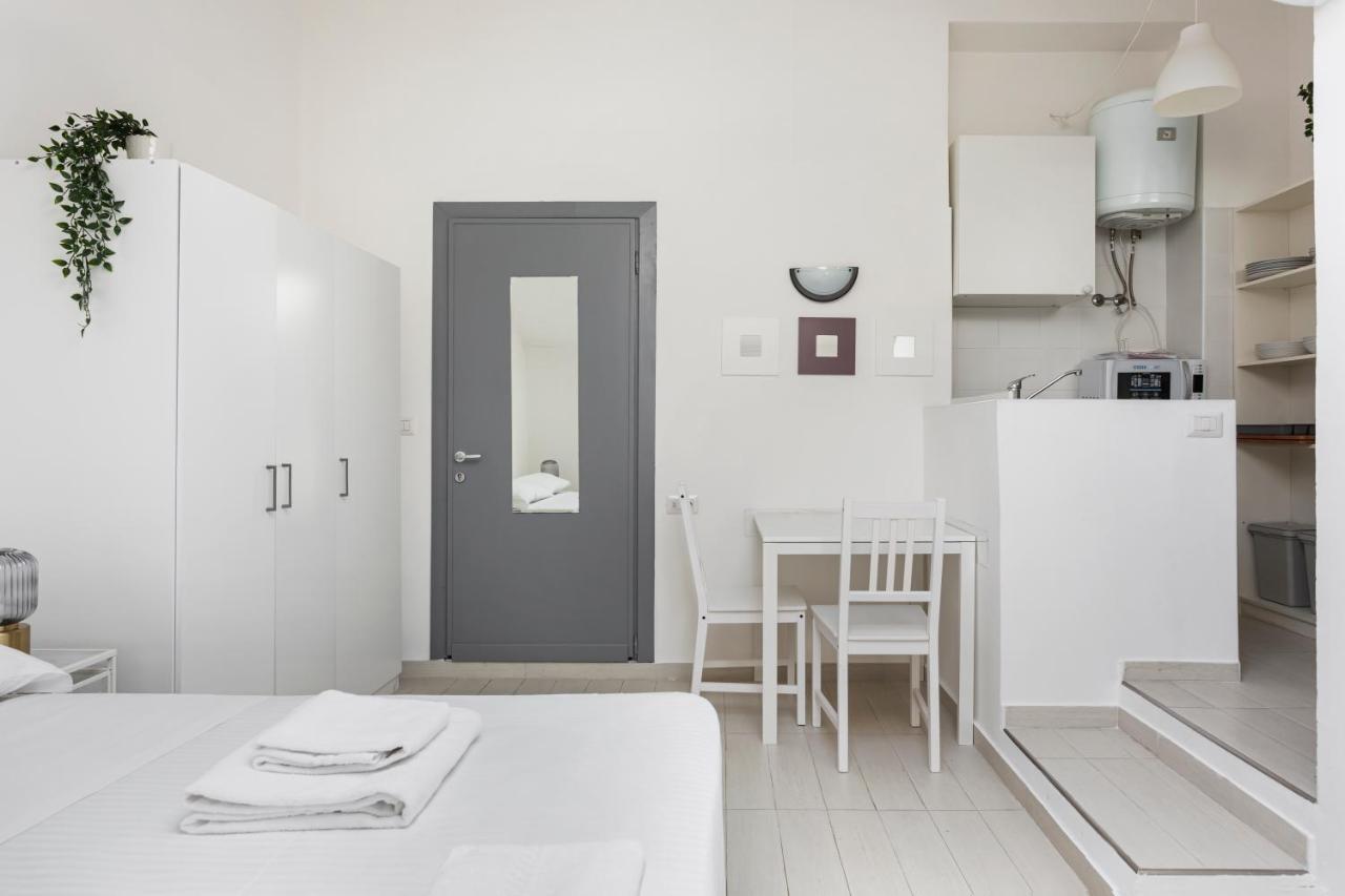 Studio Apt - Duomo 6 Apartment Milan Luaran gambar